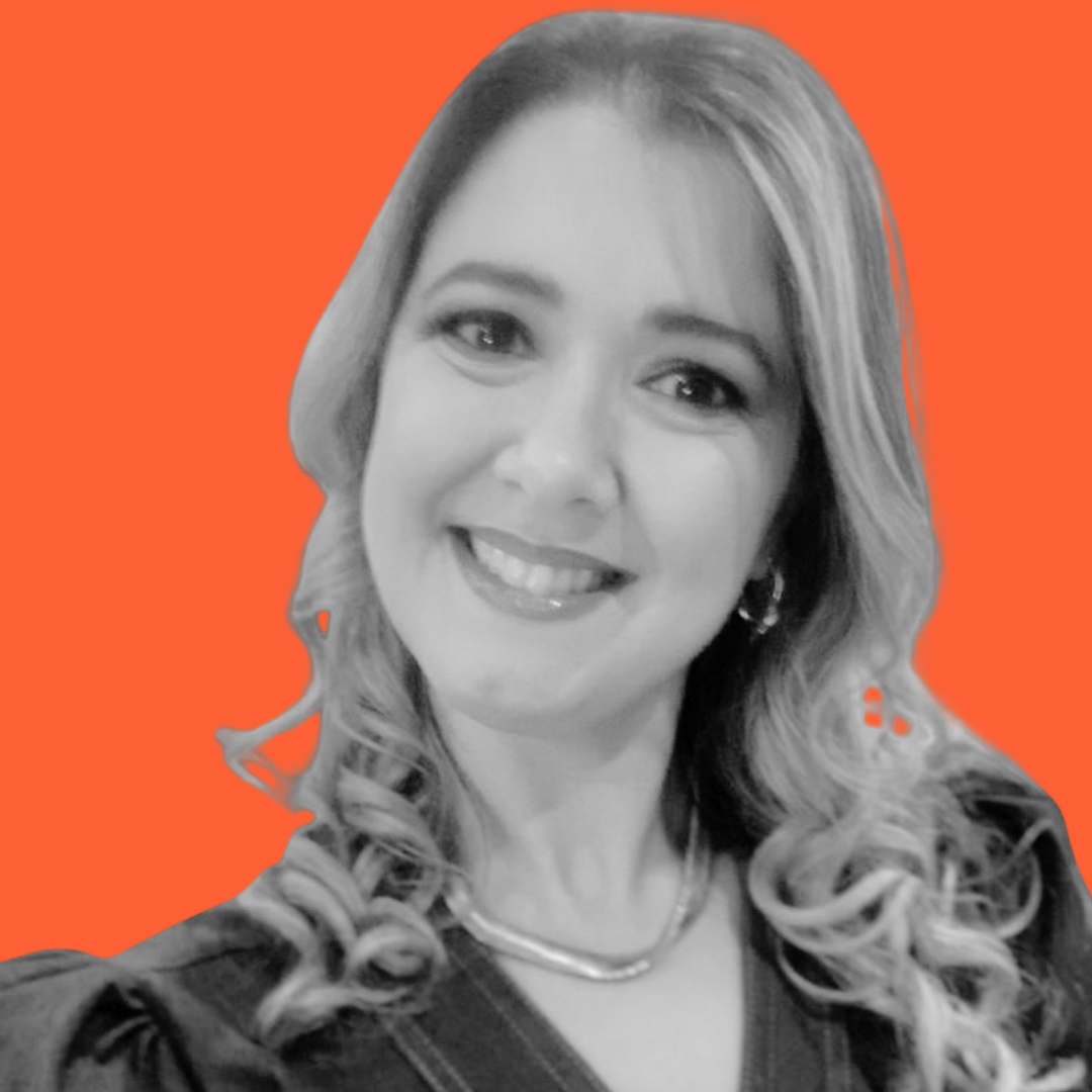 Prof. Esp. Tamiris Silva Marinheiro