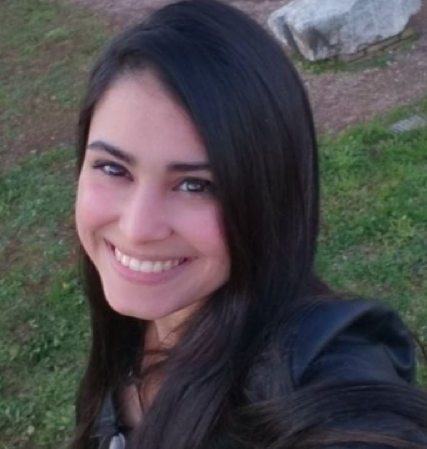 Profa. Me. J�lia Santos Humberto