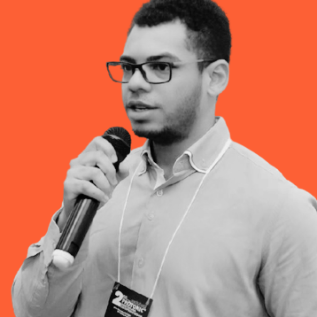 Prof. Me. Douglas Bazo de Castro