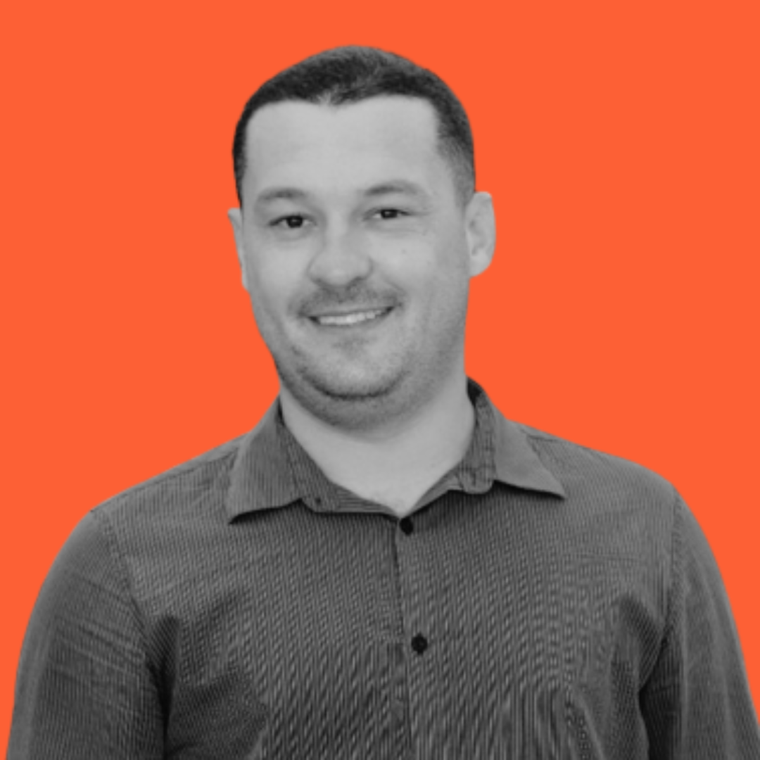 Prof. Esp. Henrique Vianna